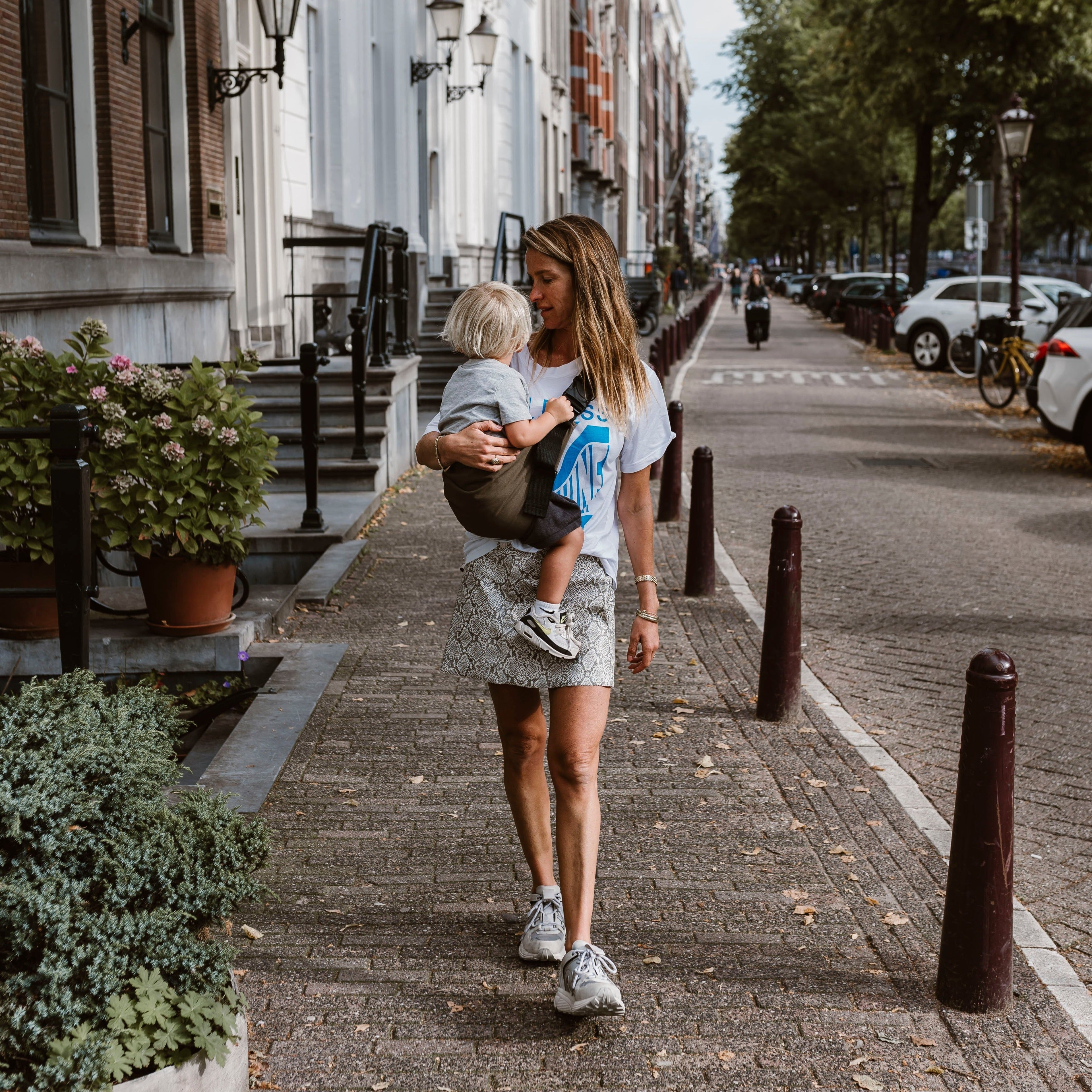 Toddler carrier Coffee